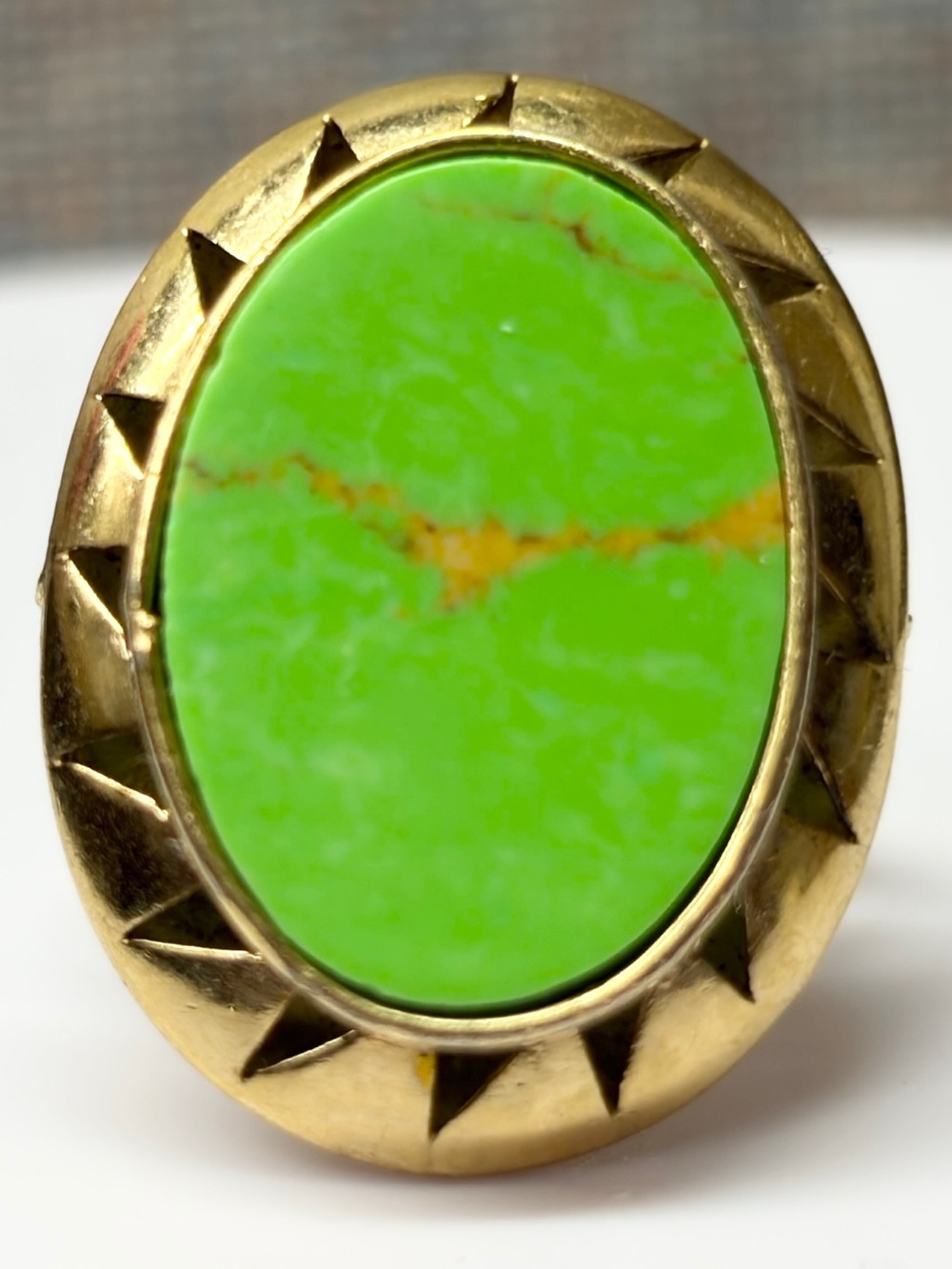 Gold Ring with Bright Green Oval Stone Sz 7